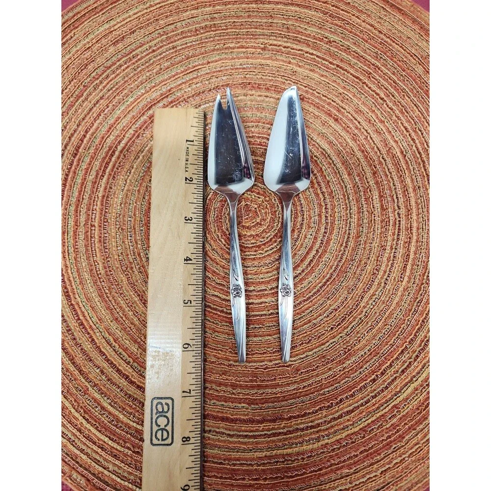 Spring Charm 1847 Rogers Bros. Stainless Cheese Knife Knife And Pick Set 1965